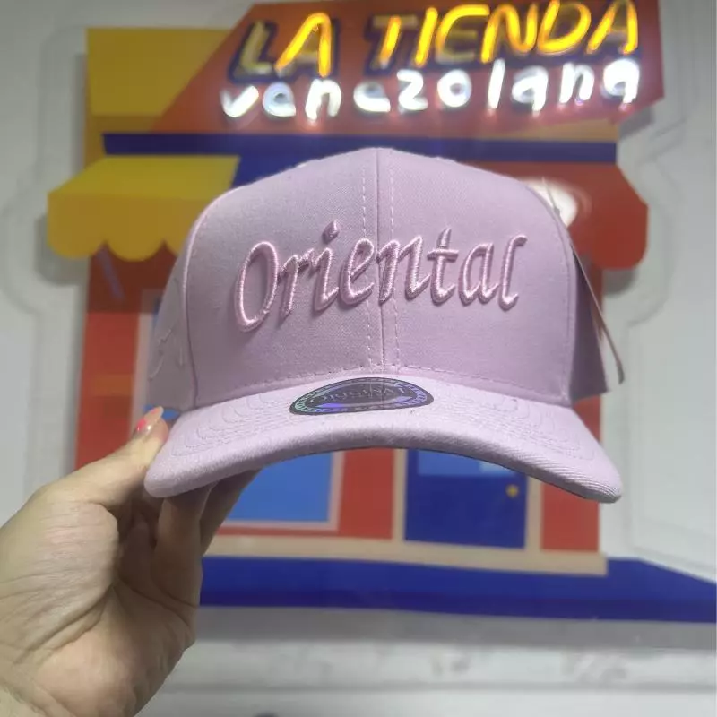 Gorra Oriental rosa bebé