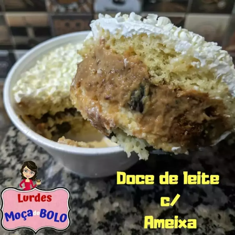 Bolo no pote Doce de leite c/ Ameixa