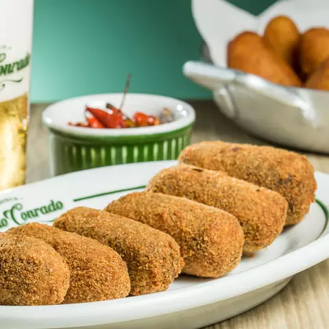 Bitterballen de Costela (O Clássico)