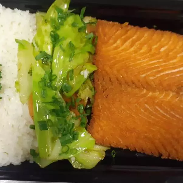 Teppan de salmão ou tilapia