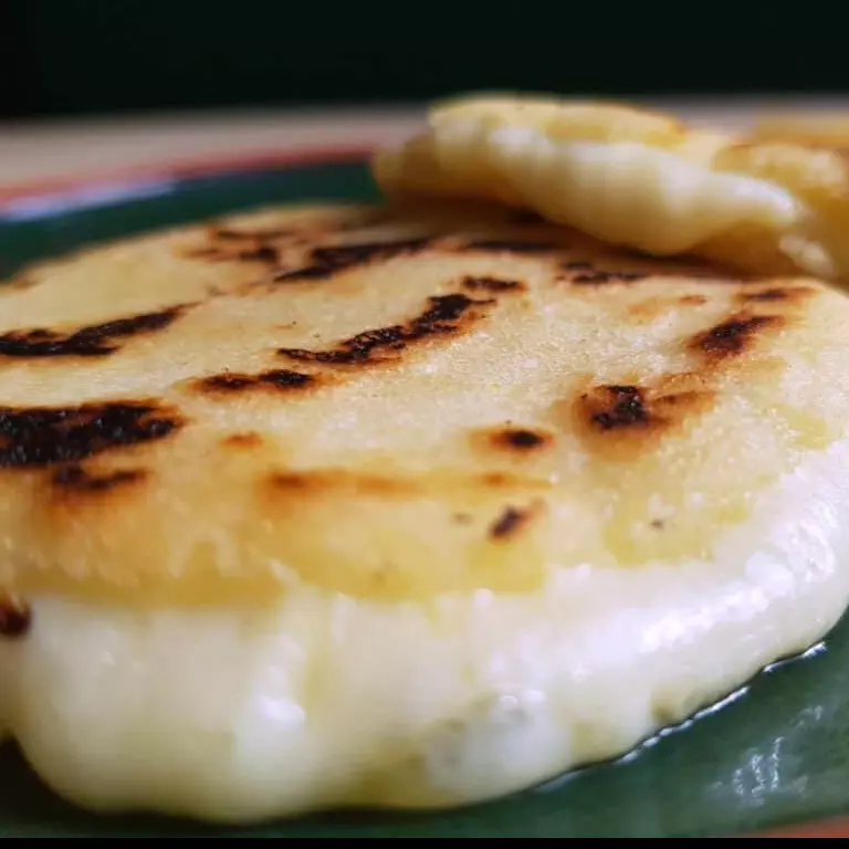 Arepa con queso