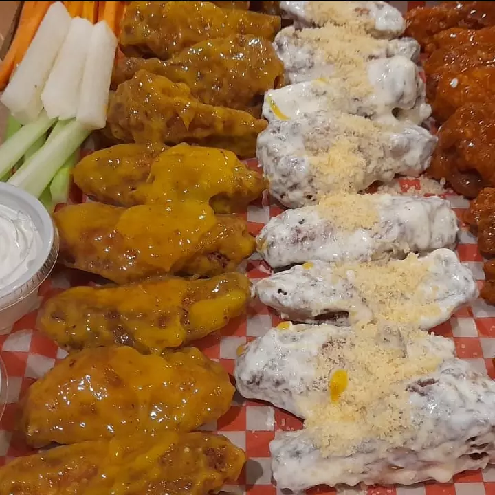 ¡PROMO ALITAS! 25 pzas +4 extra =29