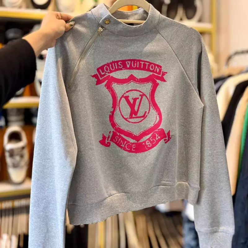 SUETER LOUIS VUITTON