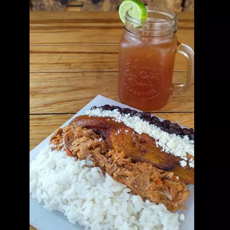 PABELLON CRIOLLO