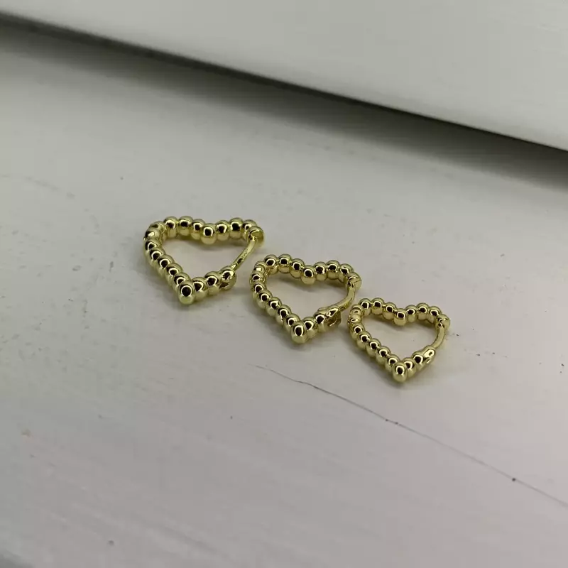 Argolla corazon puntos