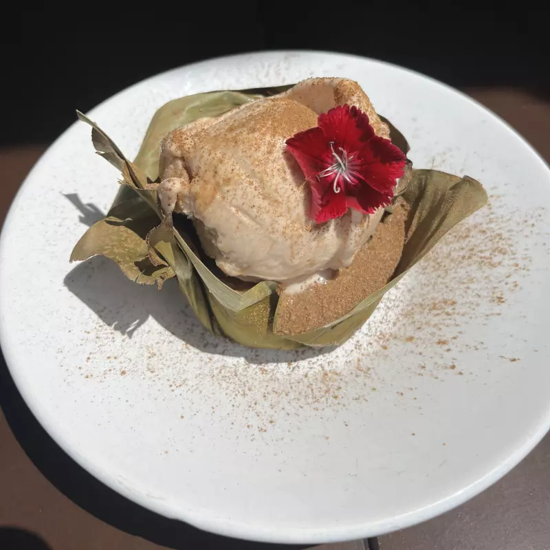 Cocada de doce de leite.