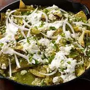 CHILAQUILES CON POLLO