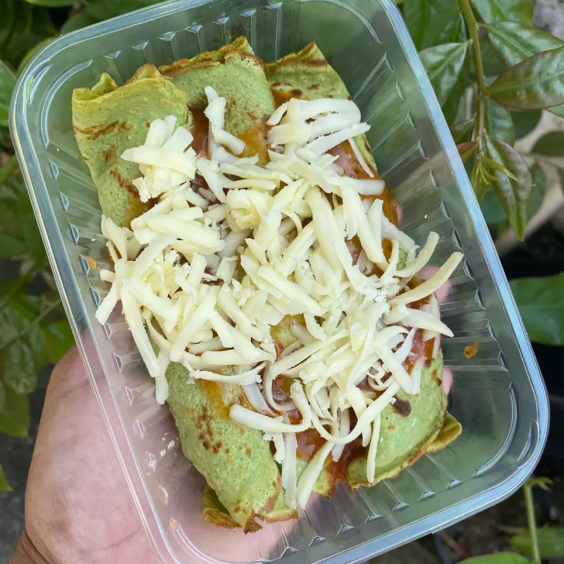 PANQUECA DE ESPINAFRE - FRANGO