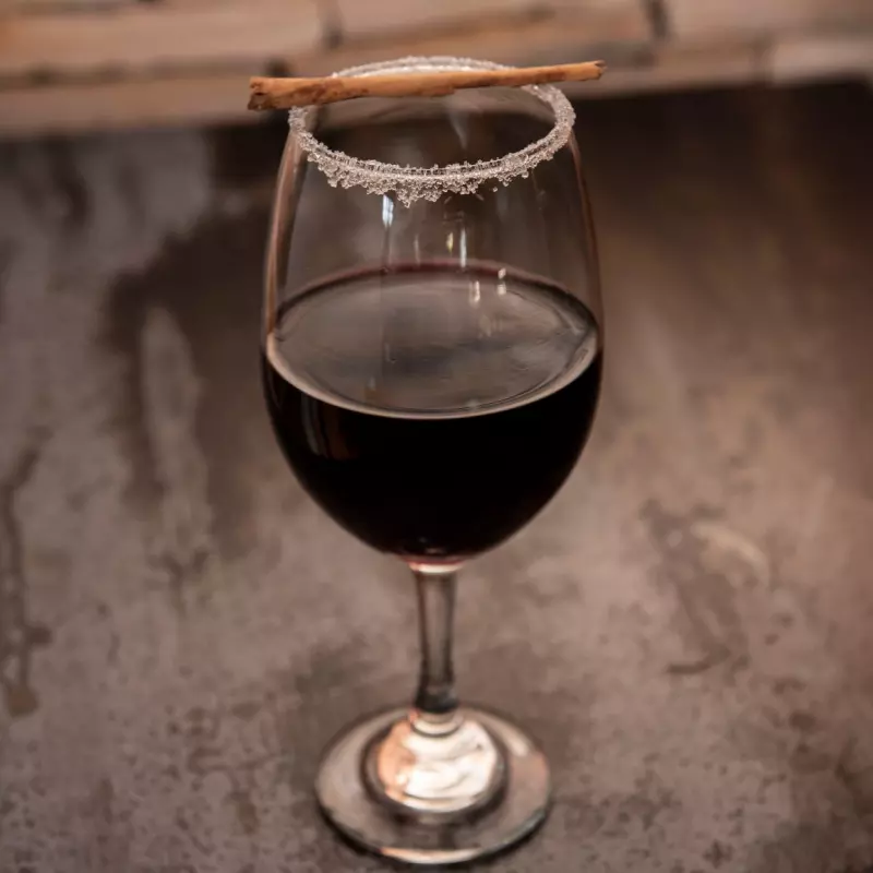 VINO CALIENTE COPA