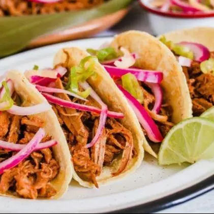 Sábado de 4 tacos x$100