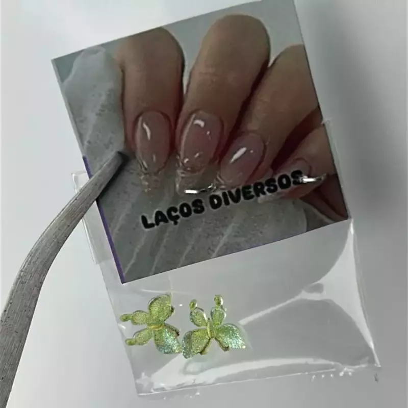 Par De Borboleta 3D N•35