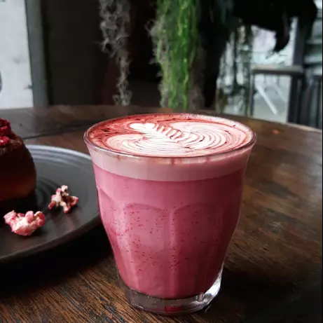 Latte Red Velvet