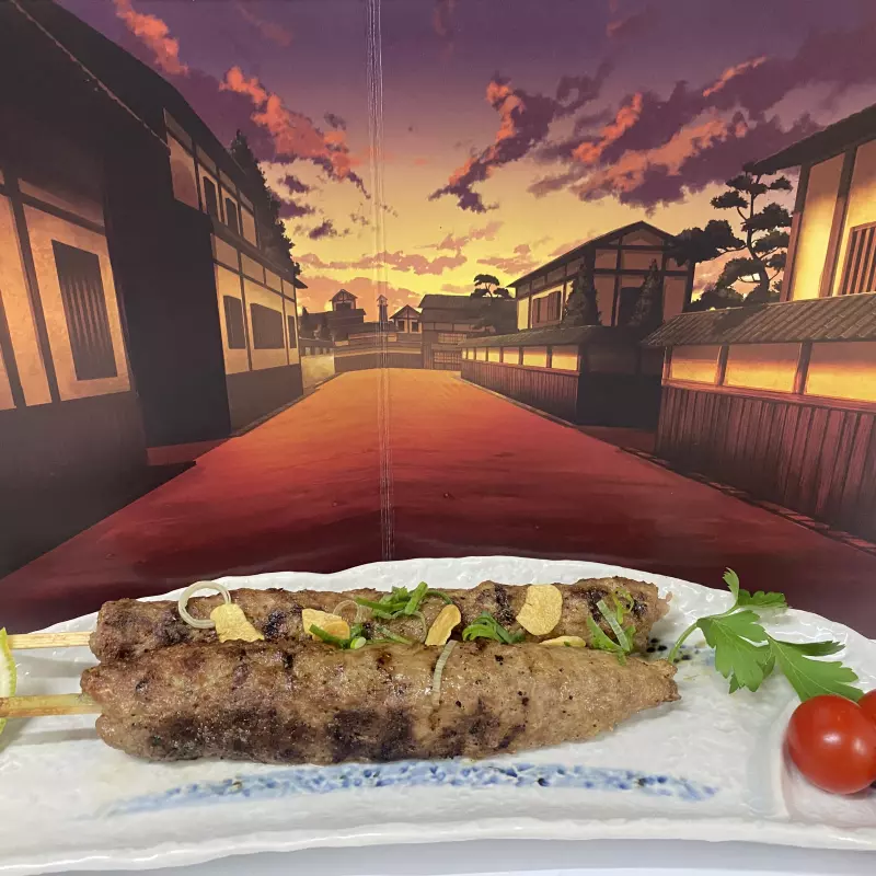 SETO DE ESPETOS DE KAFTA 牛ひき肉