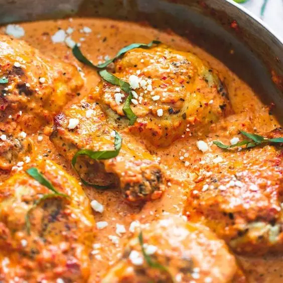 martes 19 Mayo - Pollo al maní