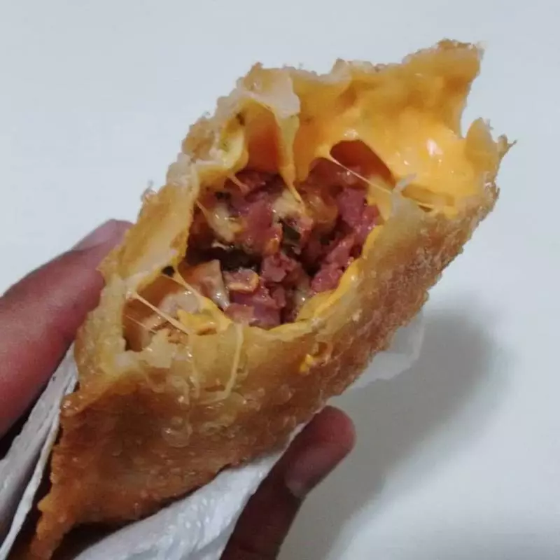 Calabresa com Cheddar