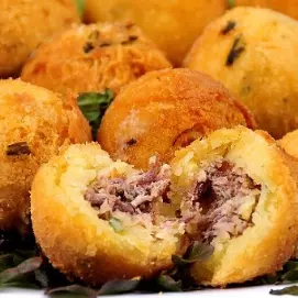 BOLINHO DE MANDIOCA