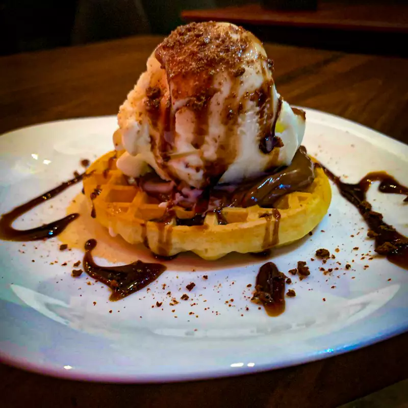 Luma's Waffle ( somente no salão )
