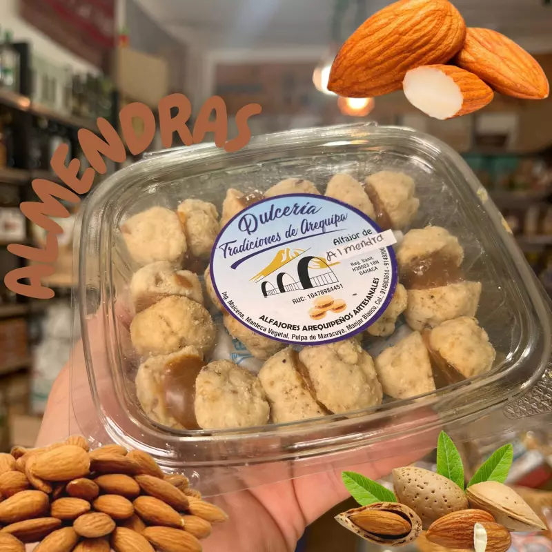 ALFAJORCITOS DE MAICENA Y ALMENDRA