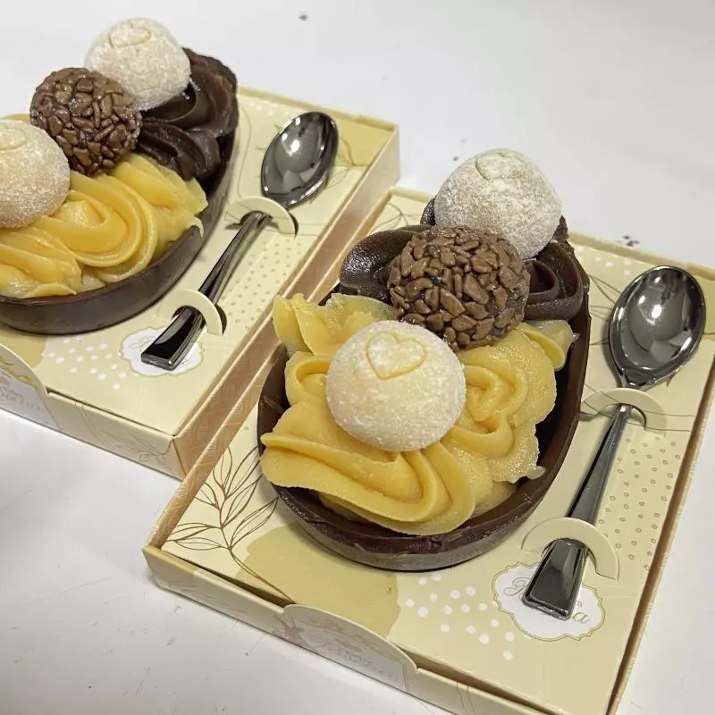 Ovo de colher casadinho 200g