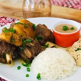 Costela bovina cozida c/batata