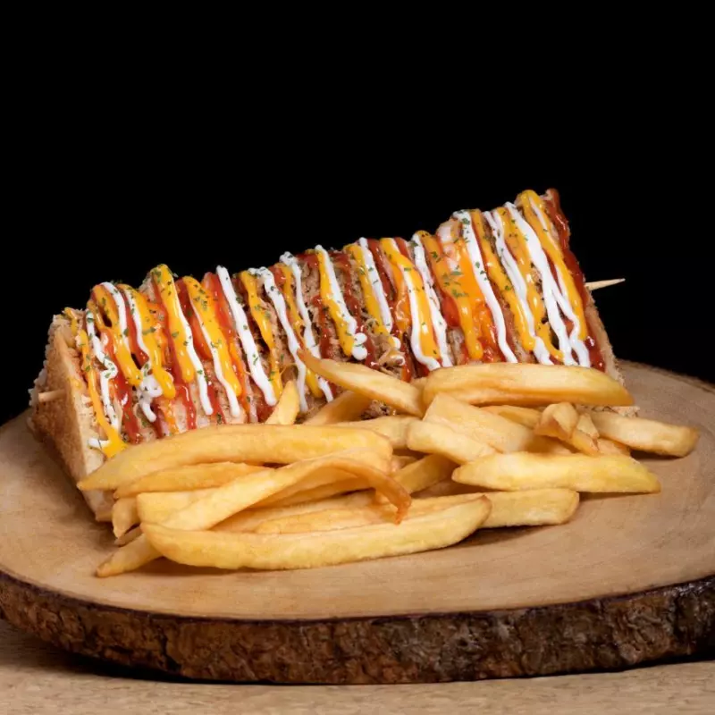 CLUB SANDWICH