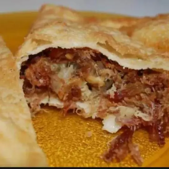 Pastel carne do sol