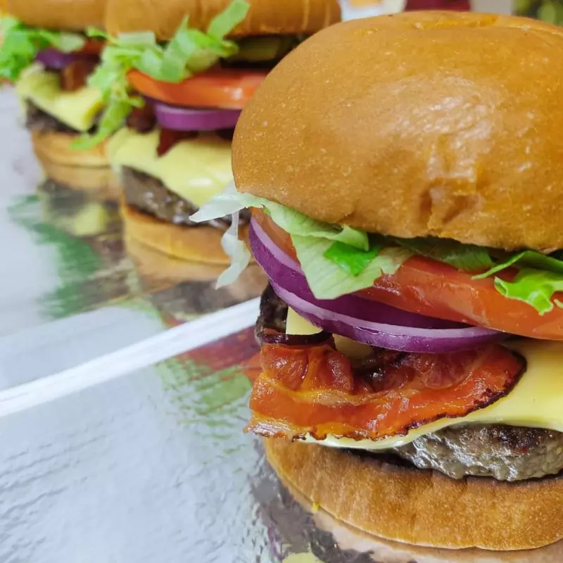 CLÁSSICO BACON + FRITAS