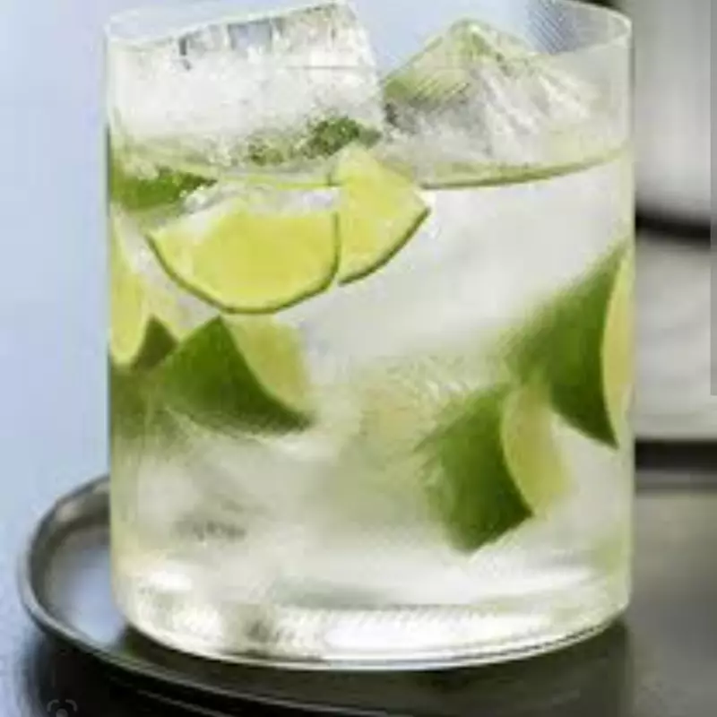 Caipiroska vodka / Caipiriña Cachaca
