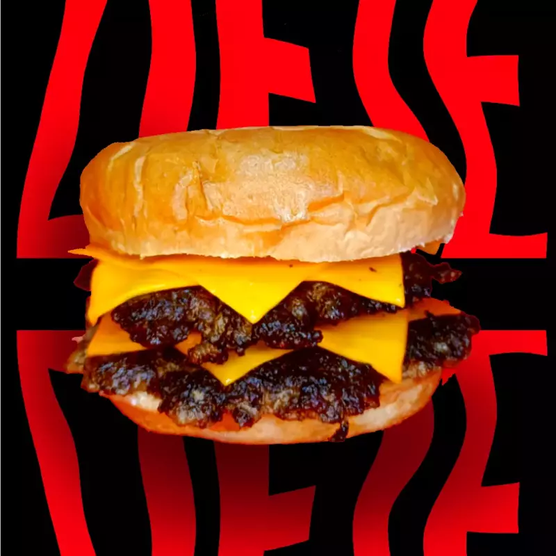 𝘾𝙃𝙀𝙀𝙎𝙀𝘽𝙐𝙍𝙂𝙀𝙍 𝘿𝙊𝘽𝙇𝙀