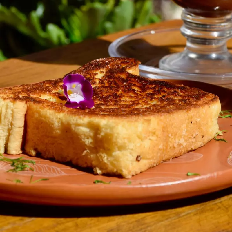 Torrada Petrópolis com Manteiga