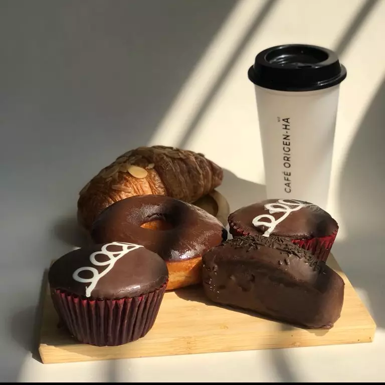 PAQUETE 5 PIEZAS+CAFE 16 OZ+VASO HA