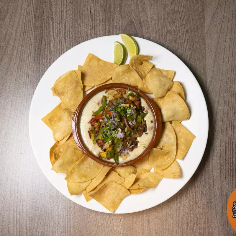 Queso fundido con vegetales