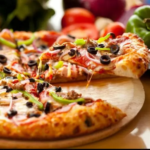 Pizza Grande - 50% off Refri, Água