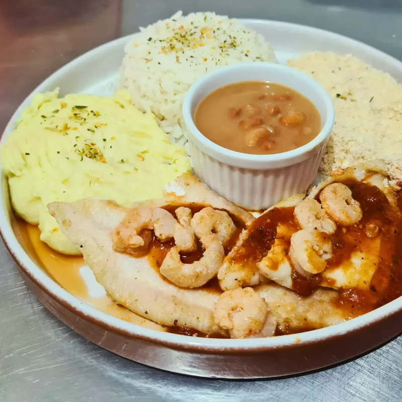 Peixe grelhado com Purê