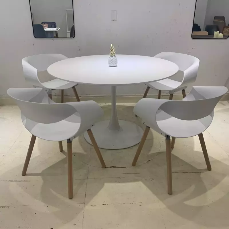 Mesa Tulip 100cm+ 4 sillones Beach