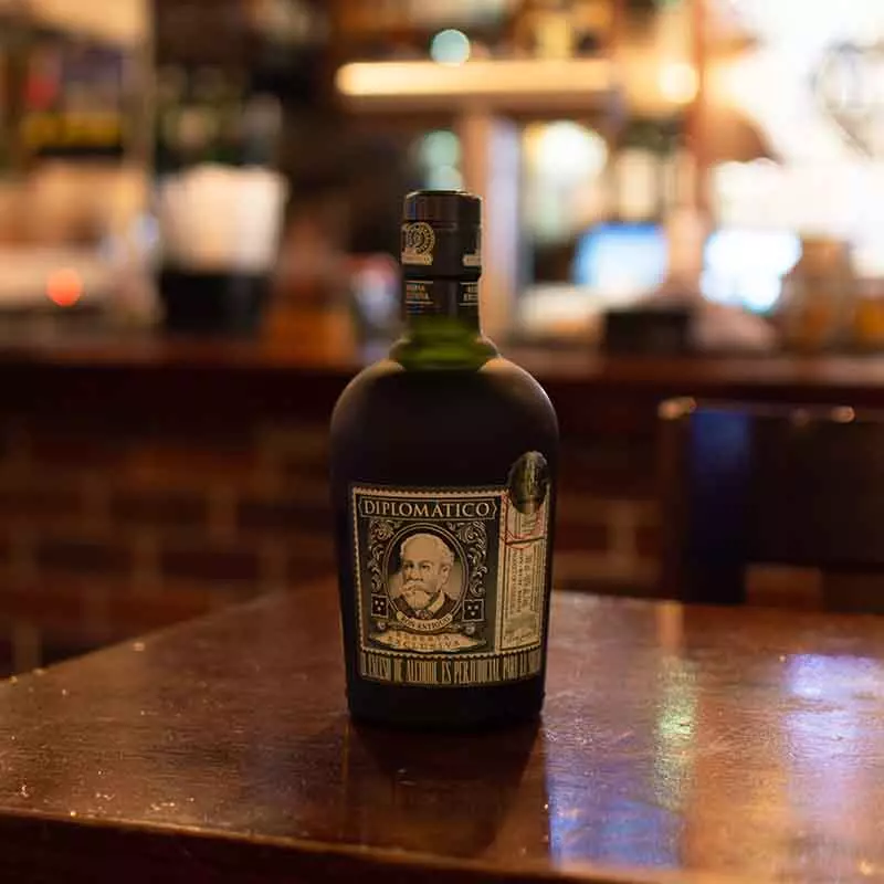 Trago Diplomático Reserva Exclusiva