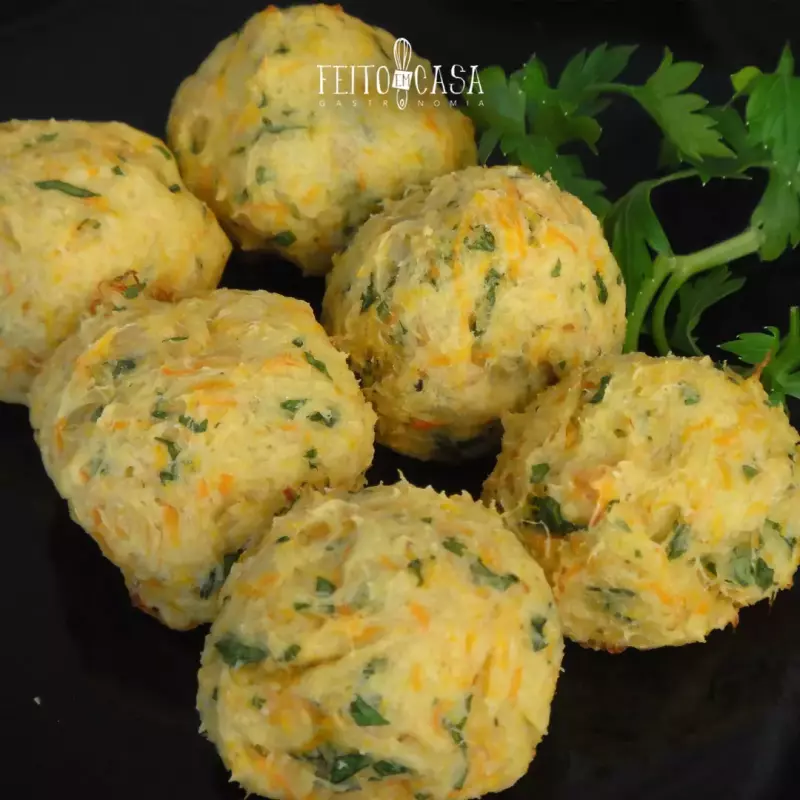 Bolinho de bacalhau c/massa inhame