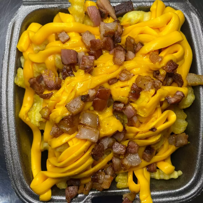 Porção Fritas M, 2 acompanhamentos