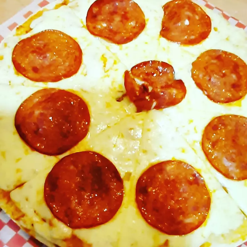 𝑷𝒊𝒛𝒛𝒂 𝑷𝒆𝒑𝒆𝒓𝒐𝒏𝒊