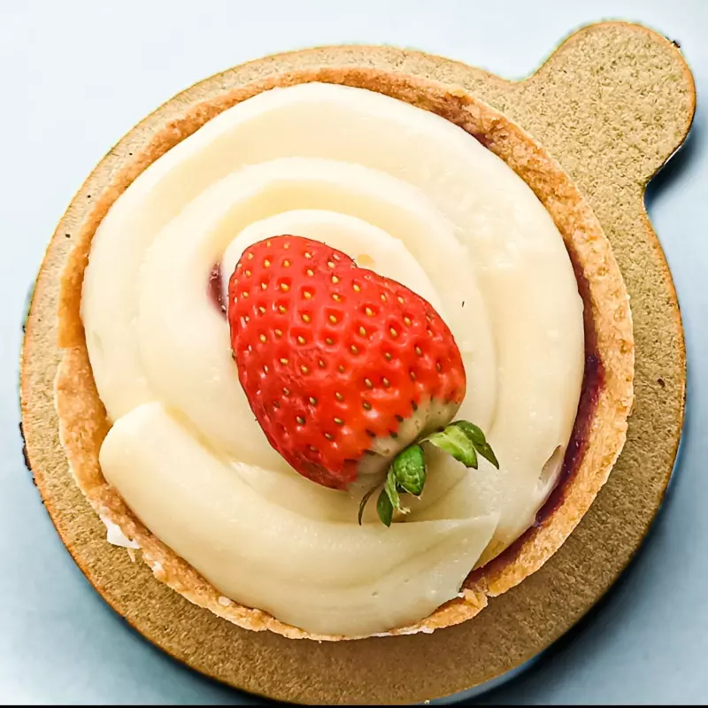 Tartelete frutas vermelhas e ninho