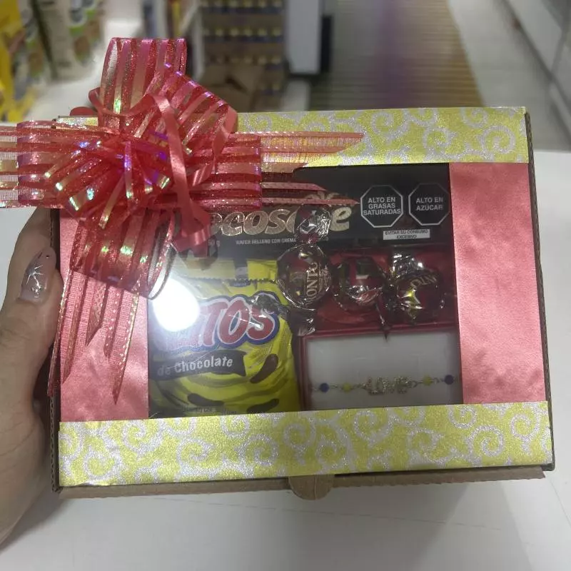 Box 3 día de la mujer