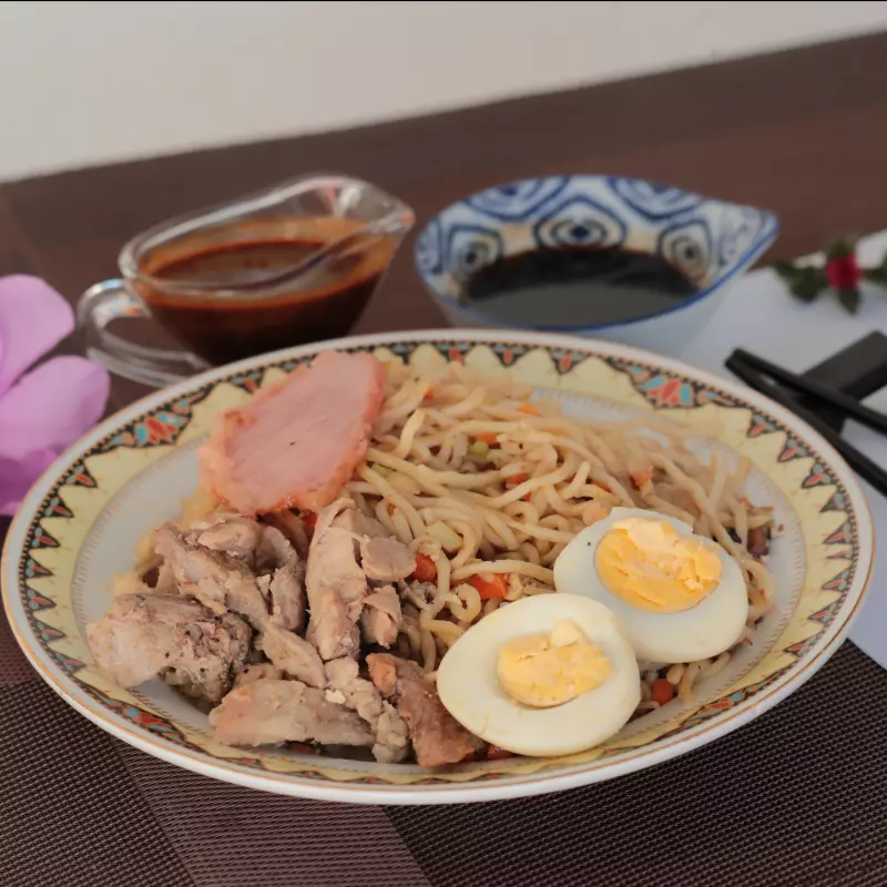Ramen a la Plancha de Cerdo