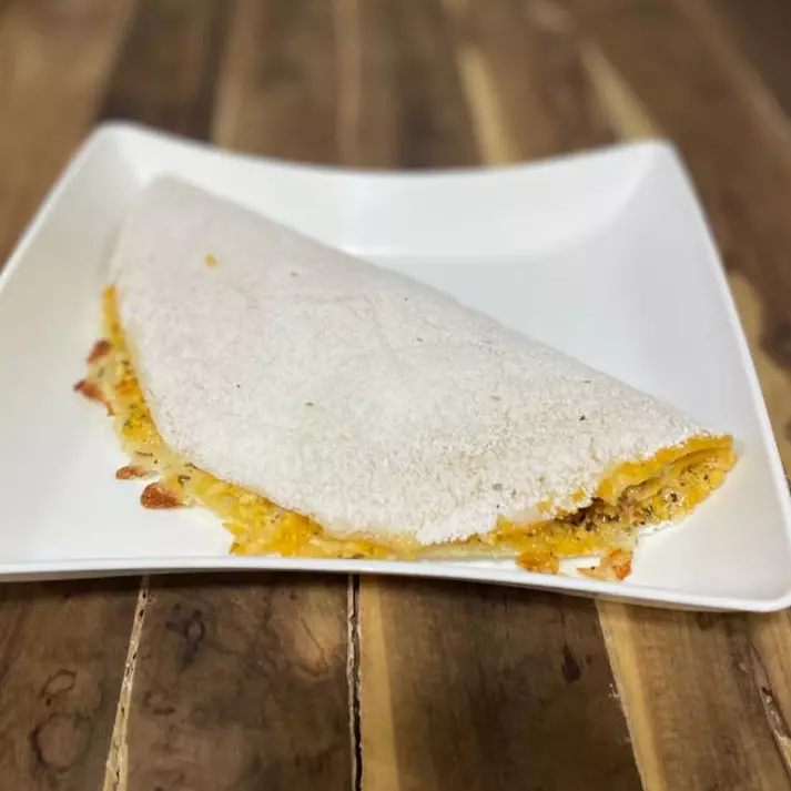 Tapioca Carne de sol c/ queijo