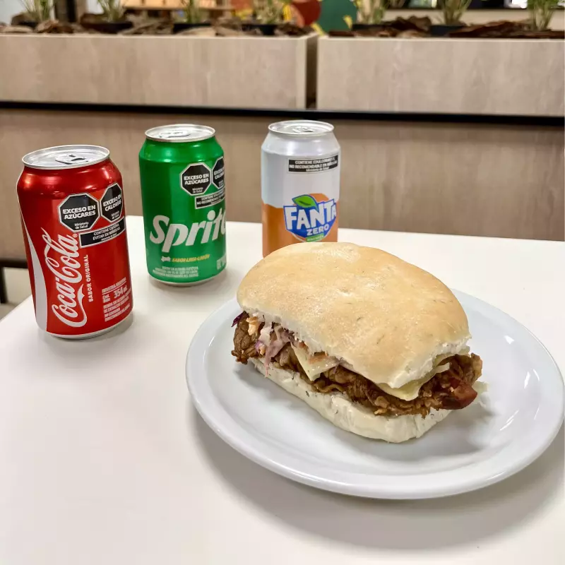 Sándwich de Pollo frito/Gaseosa
