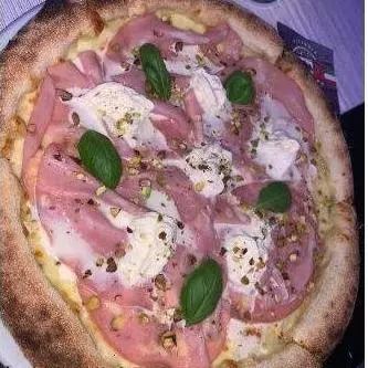 Pizza gourmet M.P.S.