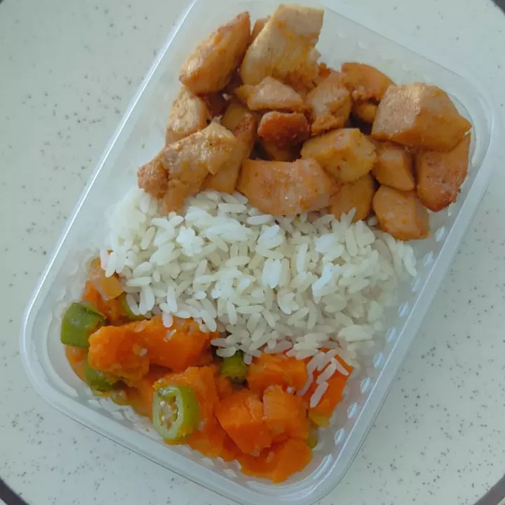 Frango com cortadinho de abóbora(copy)