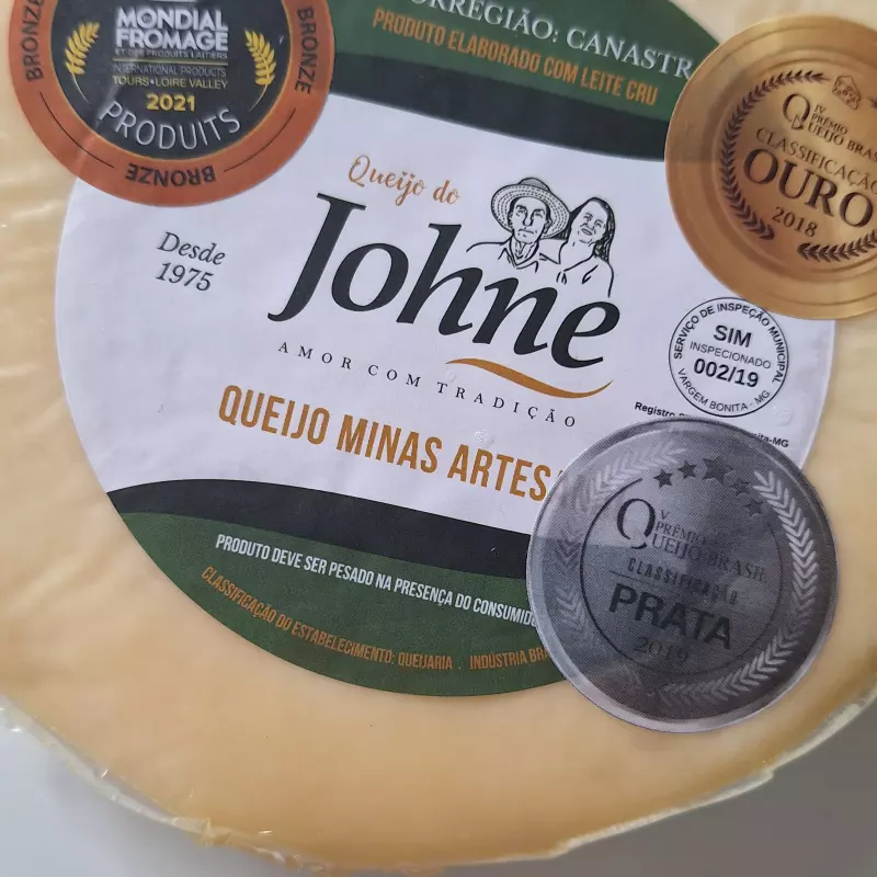 Queijo do Johne Inteiro (Peça)