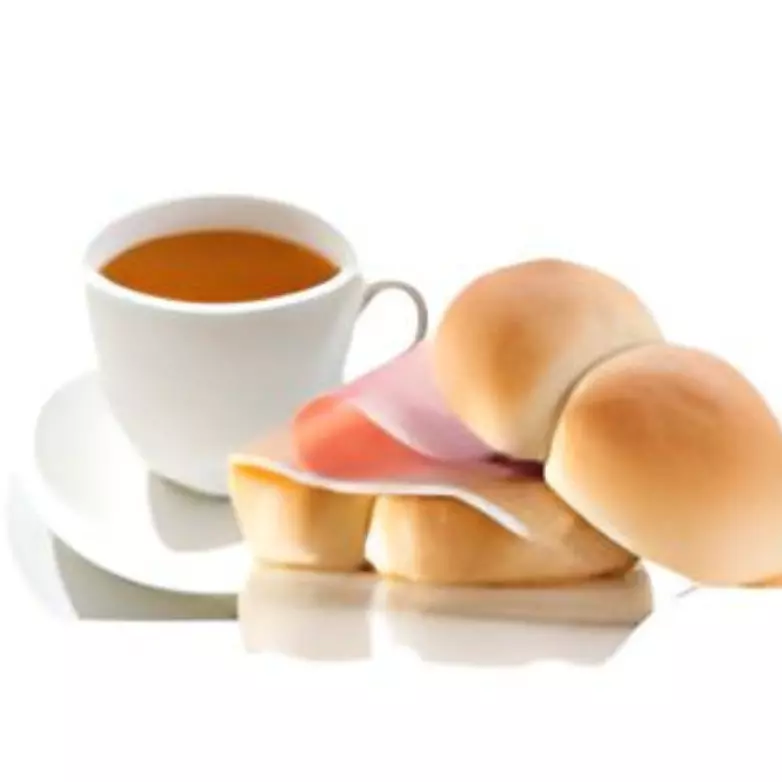 pan jamon queso + TE O CAFE