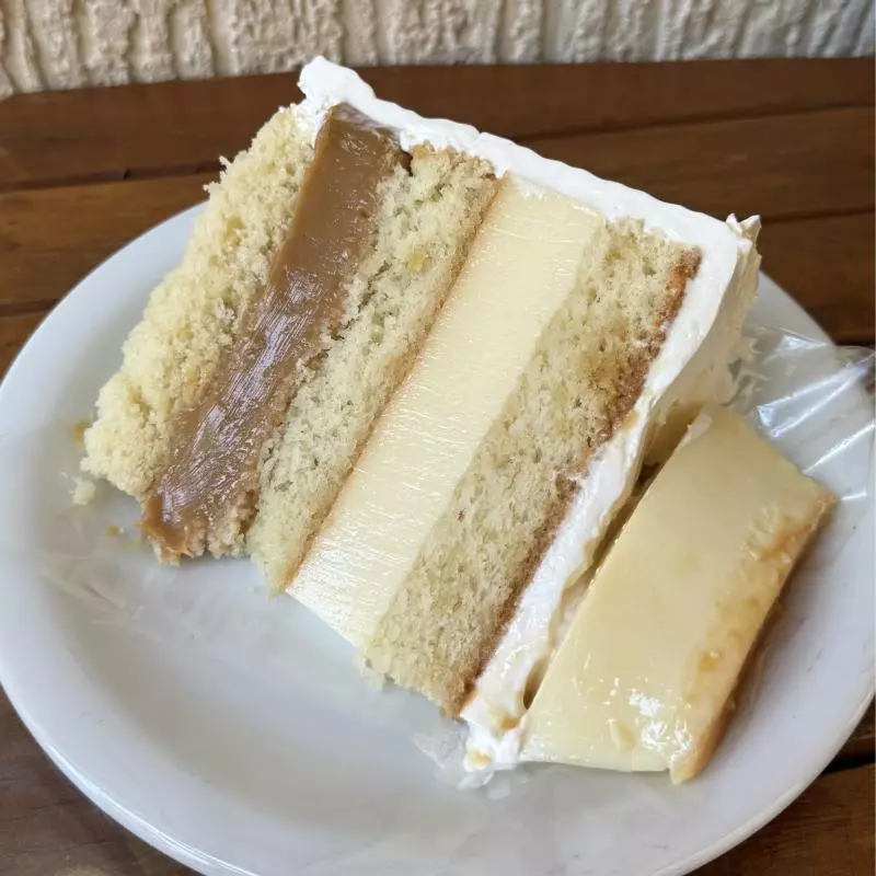 FATIA PUDIM COM DOCE DE LEITE