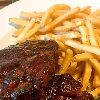 Bondiola de cerdo con guarnicion